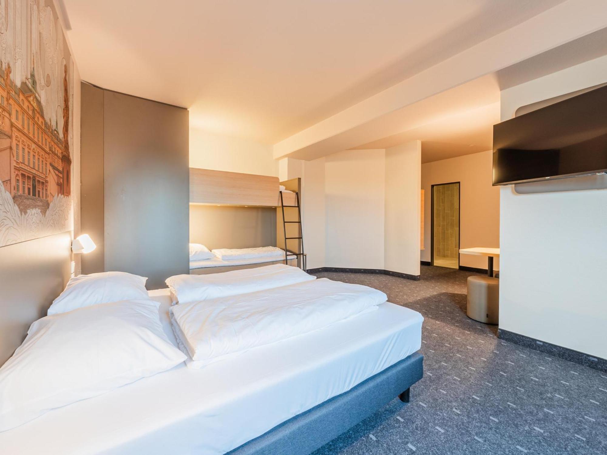 B&B Hotel ראסטאט מראה חיצוני תמונה